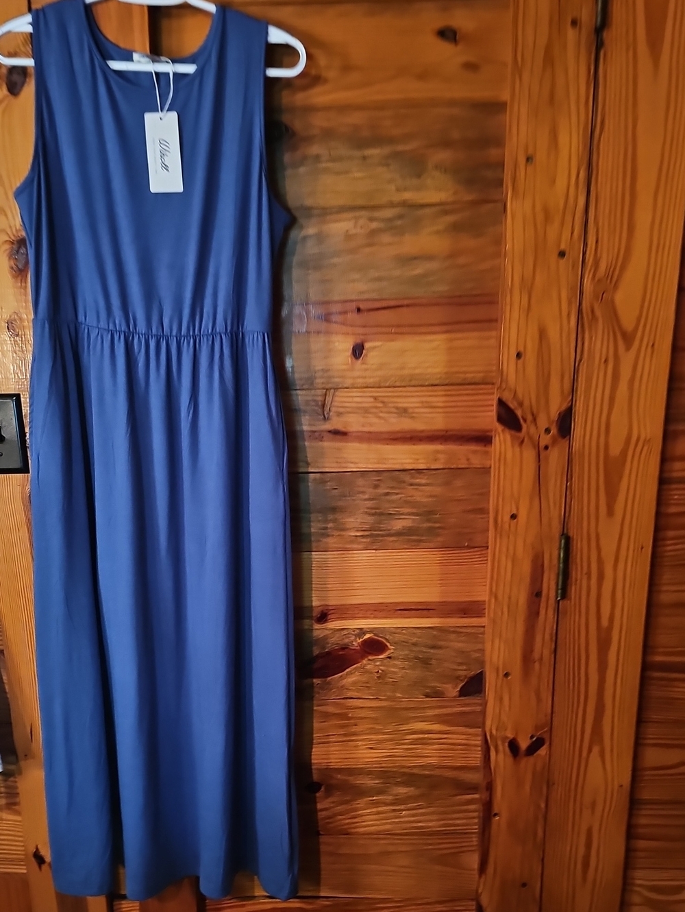 Women’s Sleeveless Midi Dress in Blue - Classic Everyday Style